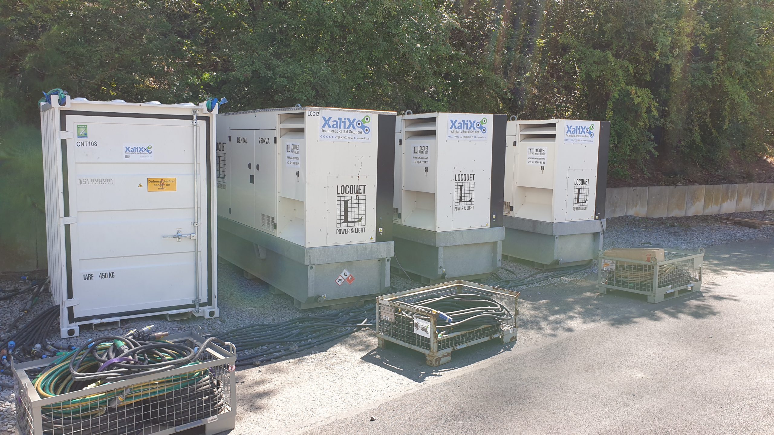 installation d'une alimentation composée de groupes et d'un transfo industriel, connexion par power lock