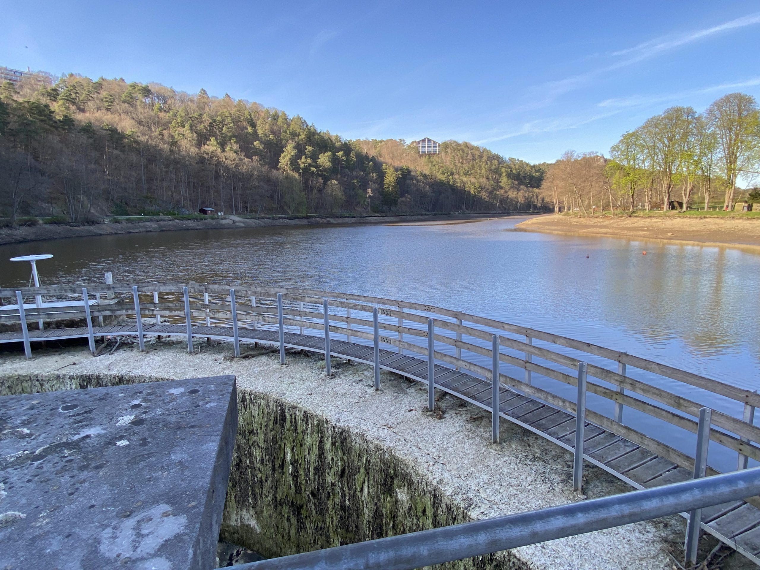 le lac avant le pompage